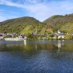 Am Moselstausee Semesterbostad Sankt Aldegund