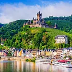 Am Moselstausee Hébergement de vacances Sankt Aldegund