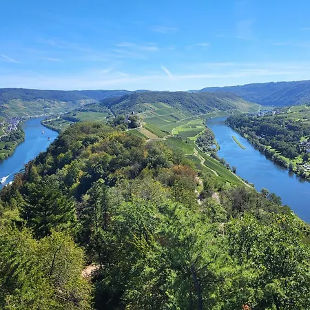 Am Moselstausee Casa de Férias Sankt Aldegund