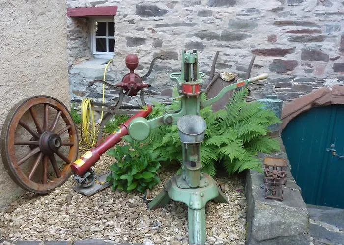 Am Moselstausee * Sankt Aldegund