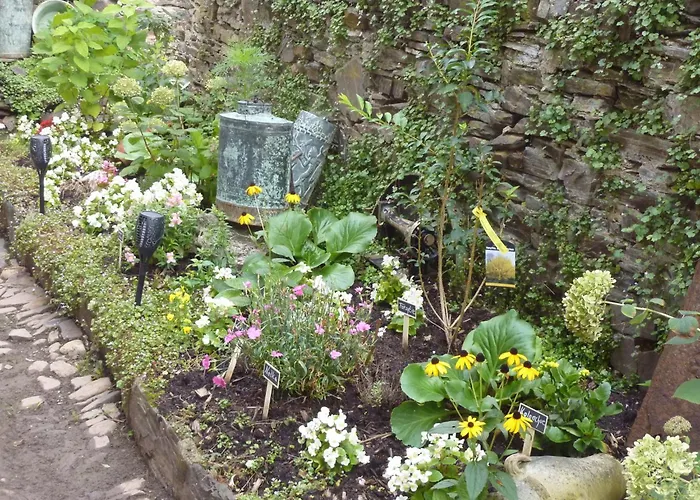 Am Moselstausee Sankt Aldegund
