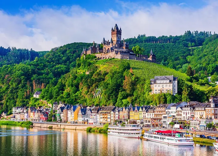 Am Moselstausee Dom wakacyjny Sankt Aldegund