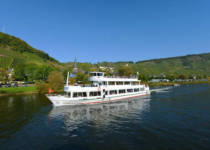 Am Moselstausee Casa de Férias