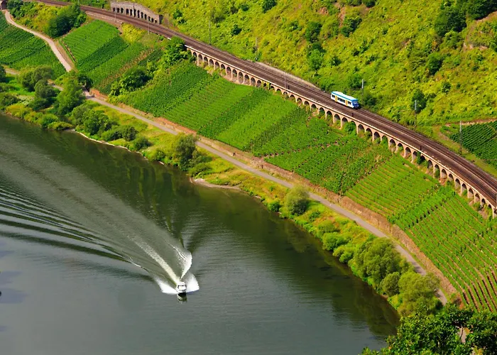 Am Moselstausee Dom wakacyjny