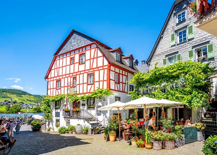 Holiday home Am Moselstausee Sankt Aldegund